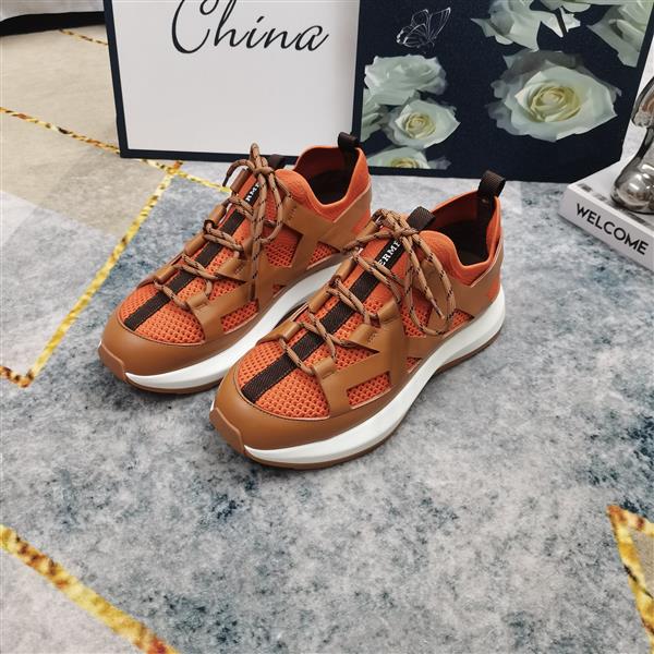 2025112815400258 330